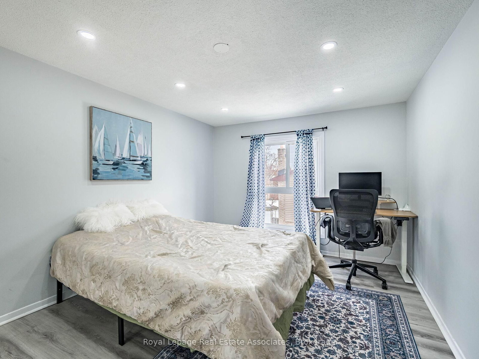 Townhouse for sale at 19 Gatwick Lane, Brampton, Ontario, L6S 2E4 - Northgate - MLS: W12844500