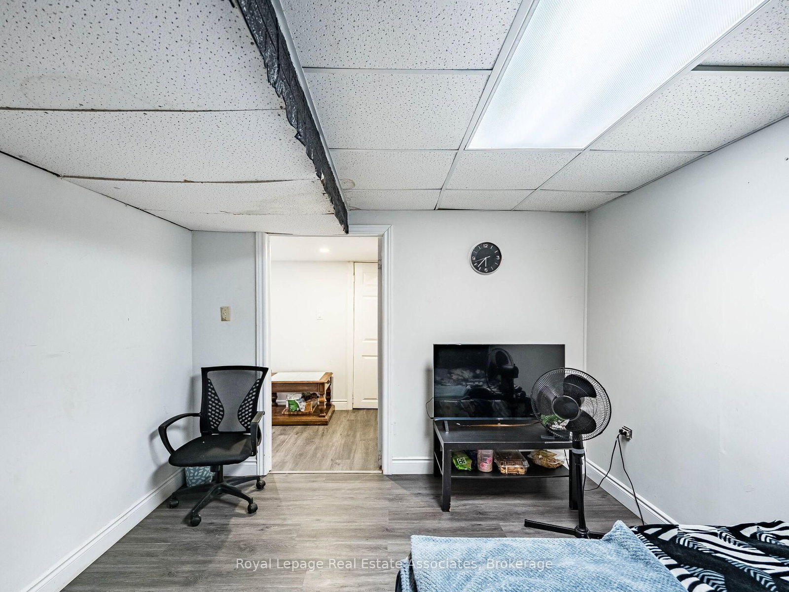 Townhouse for sale at 19 Gatwick Lane, Brampton, Ontario, L6S 2E4 - Northgate - MLS: W12844500