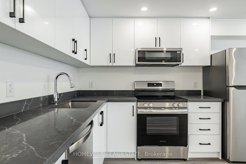 2 - 26 Sage Ave, Toronto, M6B 3W5 | Image 3