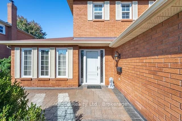 33 Corkett Dr, Brampton, L6X 3G1 | Image 3