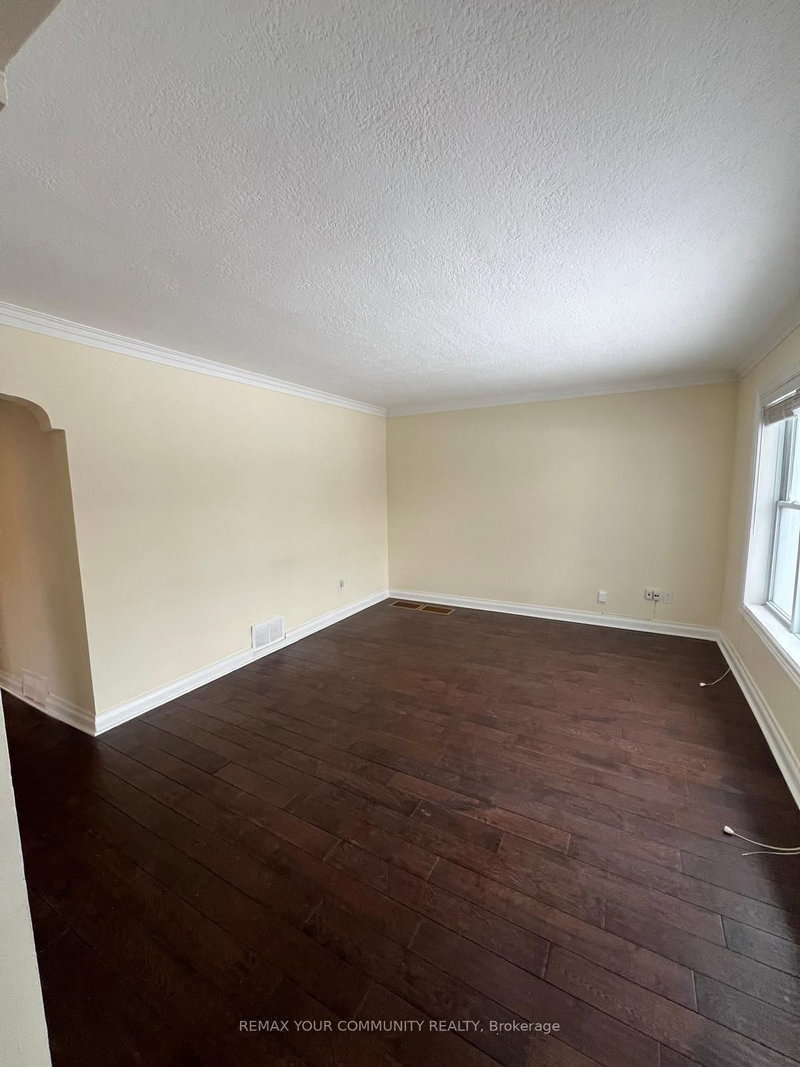 Upper - 233 Beta Street
