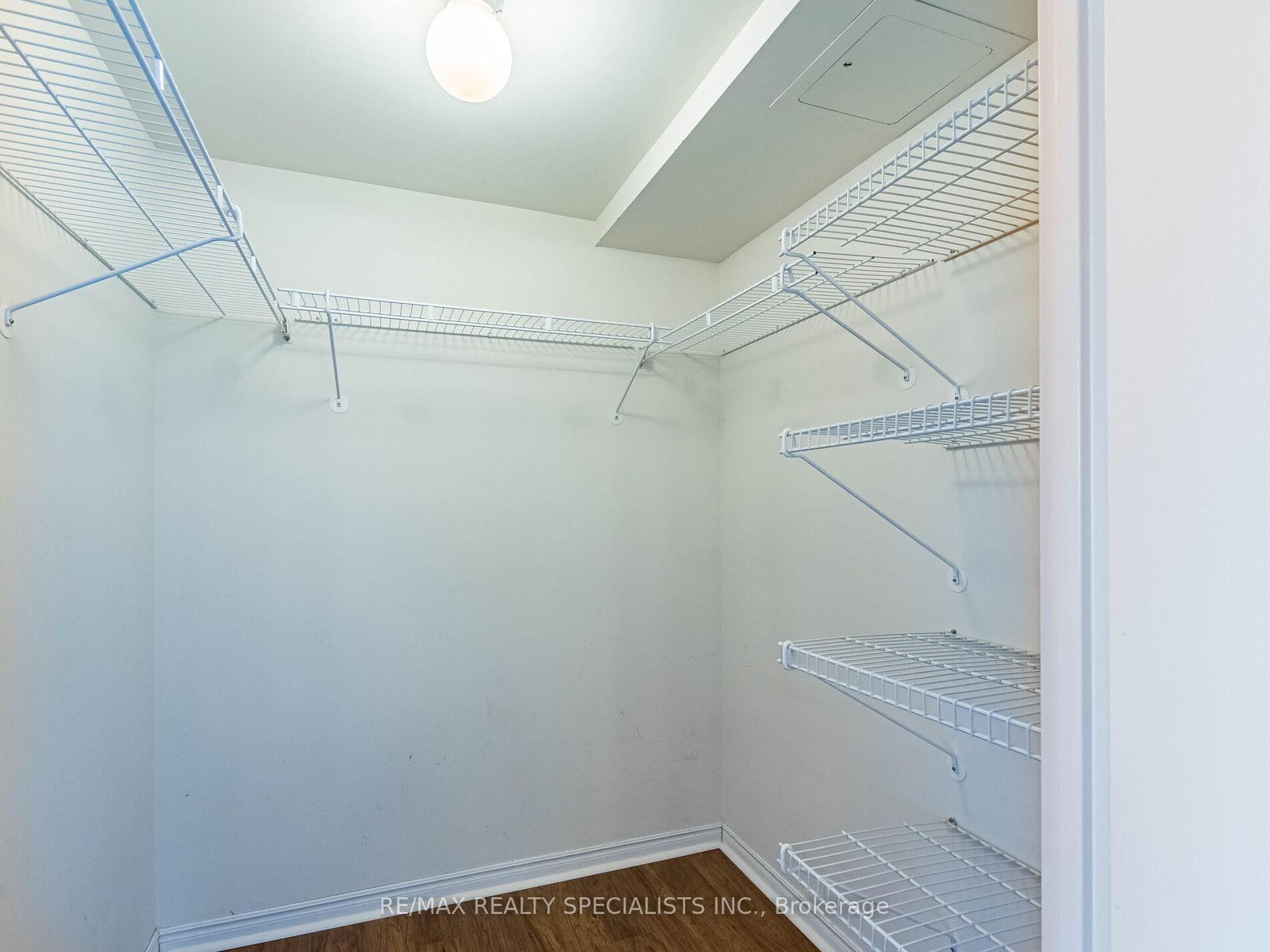 880 W Dundas Street • #1002 • Mississauga, ON photo 22