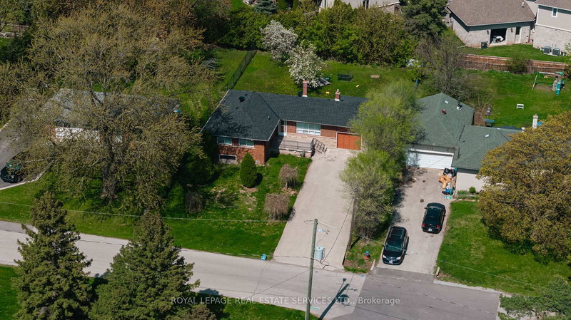 Main - 365 Sandhurst Dr, Oakville, L6L 4L1 | Image 3