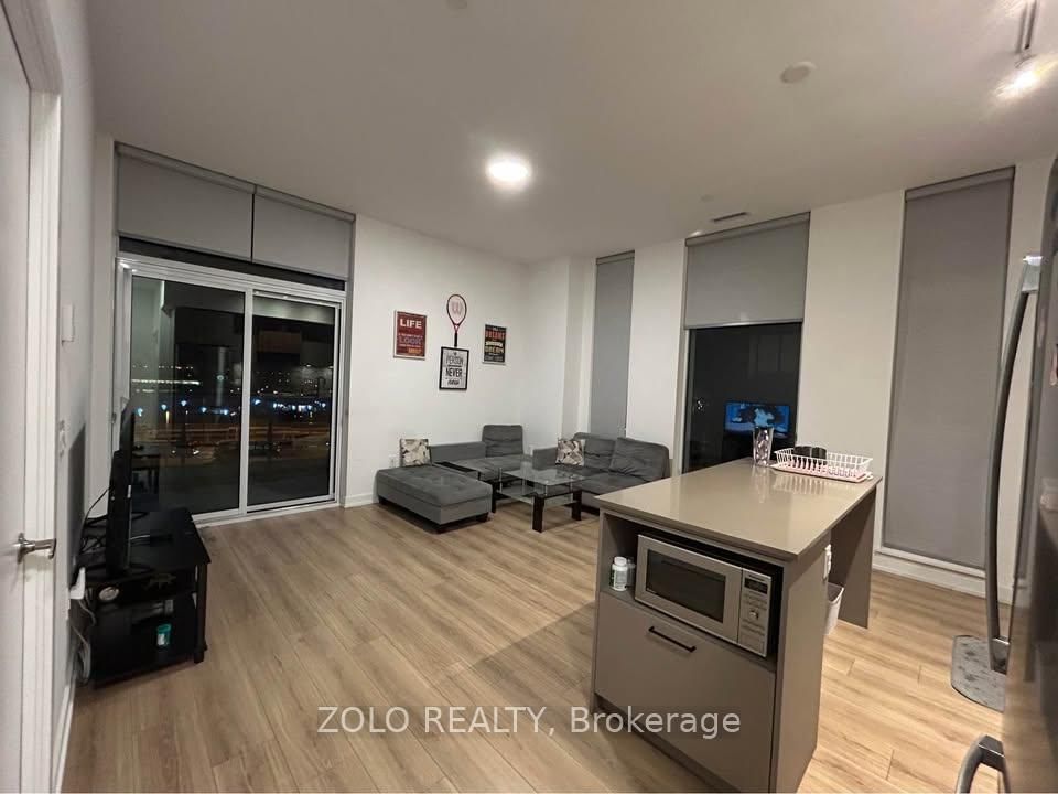 10 Lagerfeld Drive, Unit 604
