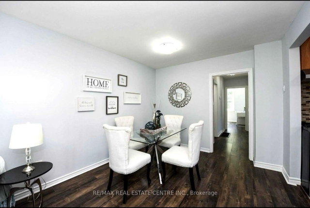 47 Corby Cres - Main Crescent
