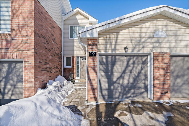 19 Stewart Maclaren Road