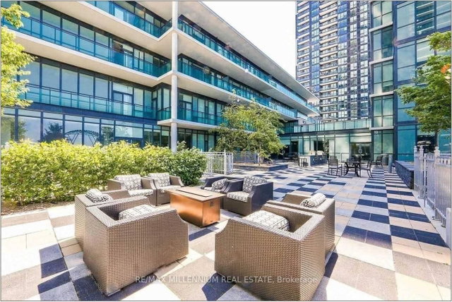 502 - 4070 Confederation Parkway