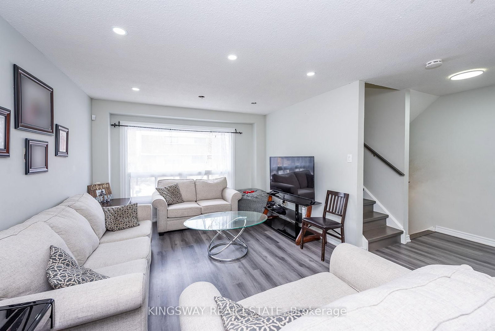 Townhouse for sale at 138 ASHTON Crescent, Brampton, Ontario, L6S 3J9 - Central Park - MLS: W12846540