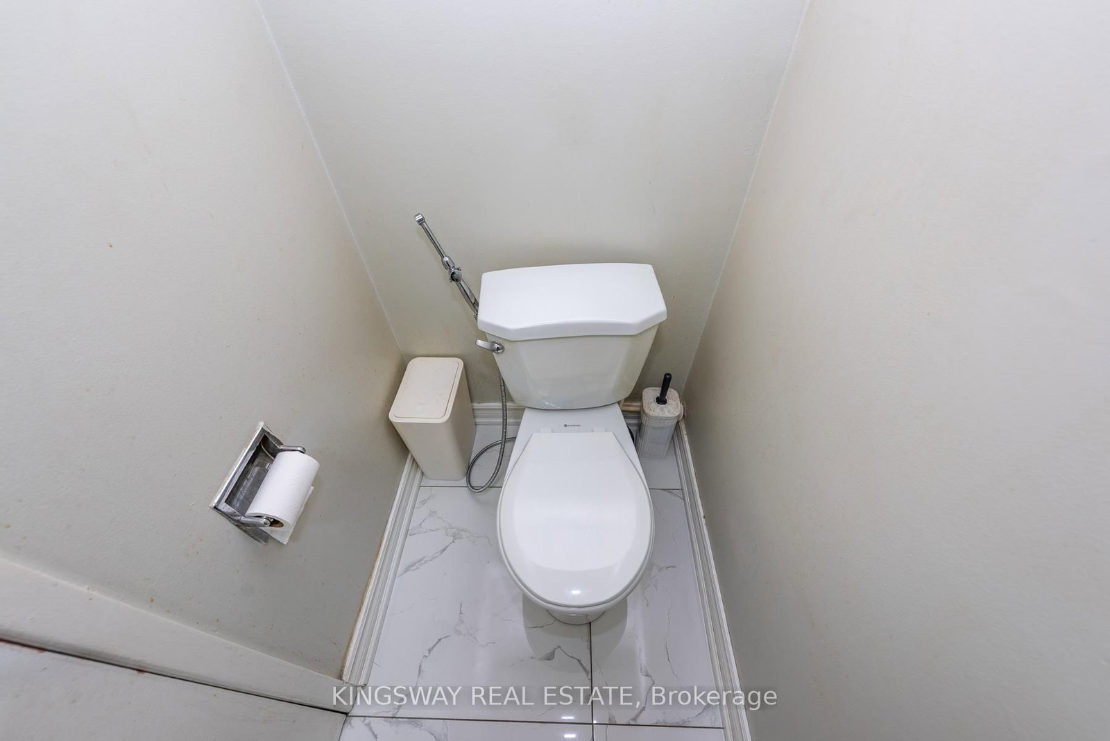 Townhouse for sale at 138 ASHTON Crescent, Brampton, Ontario, L6S 3J9 - Central Park - MLS: W12846540