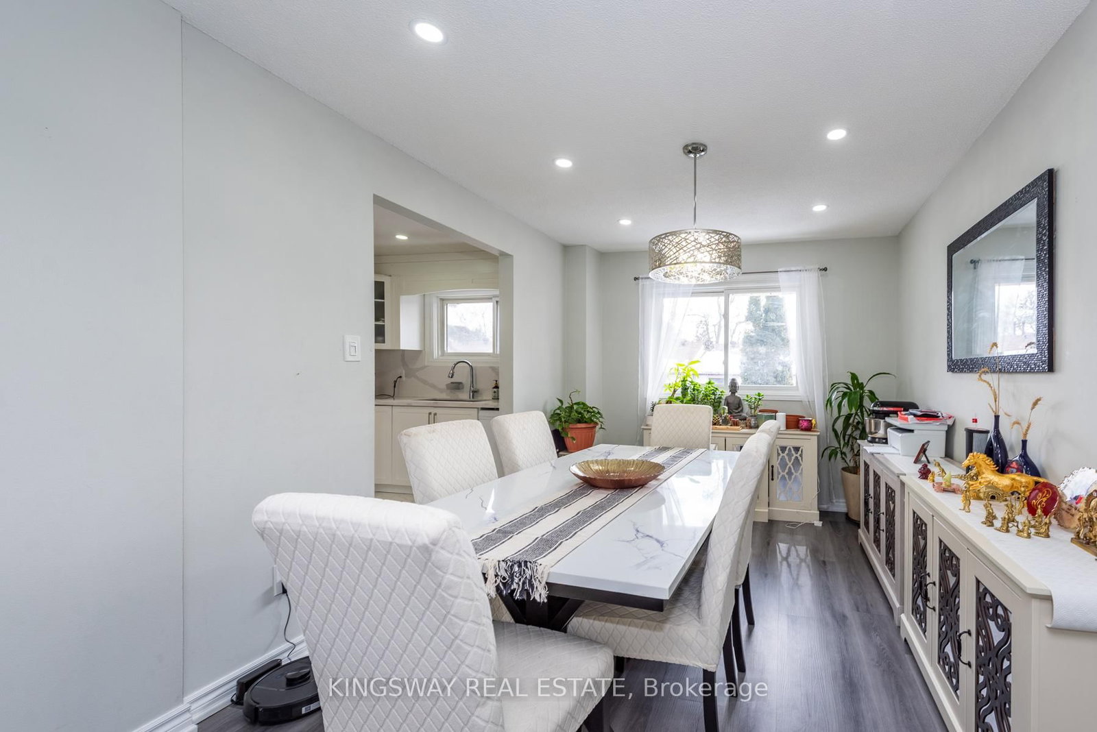 Townhouse for sale at 138 ASHTON Crescent, Brampton, Ontario, L6S 3J9 - Central Park - MLS: W12846540