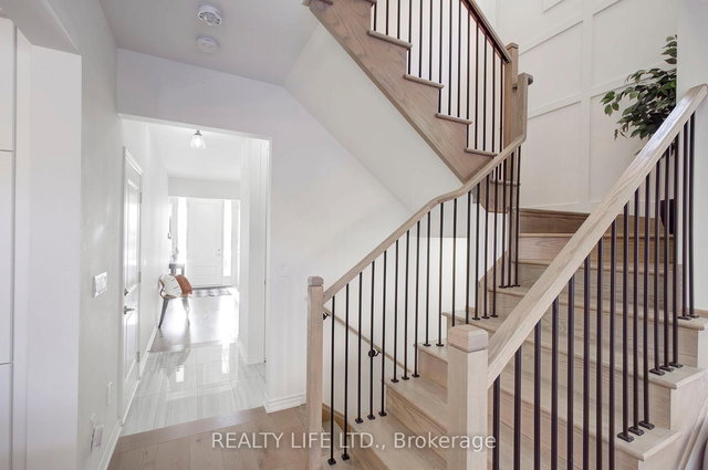 484 Thornborrow Court