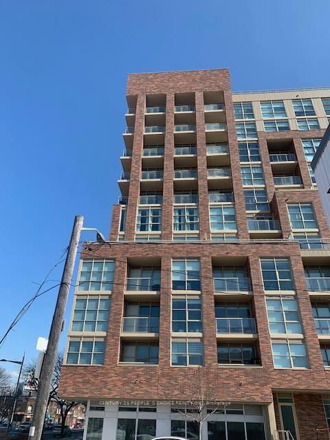 1007 - 1787 St Clair Avenue W