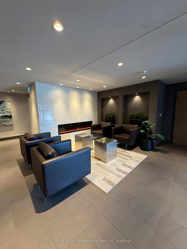 128 - 1105 Leger Way