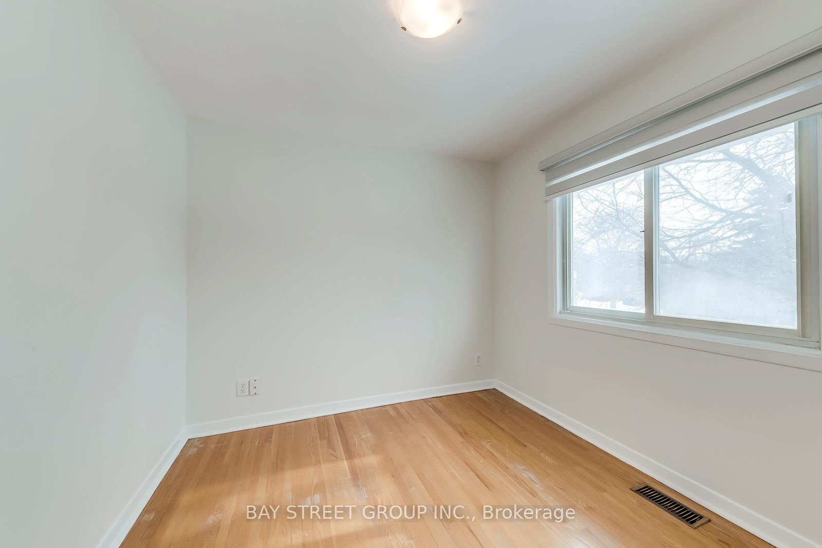 Detached House for sale at 49 Rayne Avenue, Oakville, Ontario, L6H 1C1 - College Park - MLS: W12847220