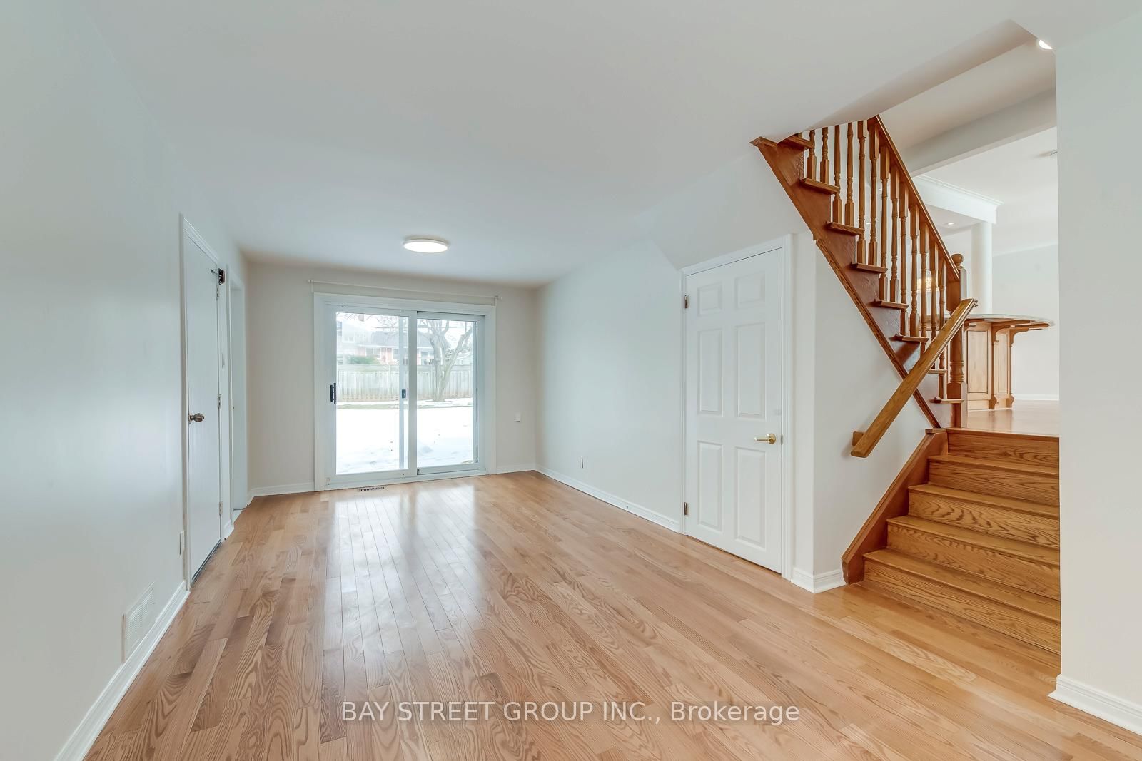 Detached House for sale at 49 Rayne Avenue, Oakville, Ontario, L6H 1C1 - College Park - MLS: W12847220