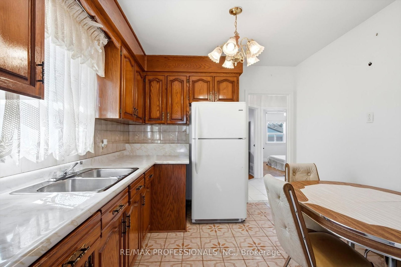 Detached House for sale at 54 Culnan Avenue, Toronto, Ontario, M8Z 5B2 - Islington-City Centre West - MLS: W12848088