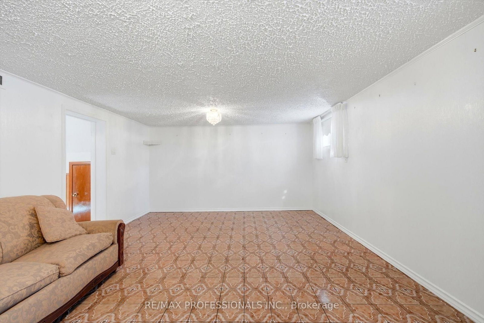 Detached House for sale at 54 Culnan Avenue, Toronto, Ontario, M8Z 5B2 - Islington-City Centre West - MLS: W12848088