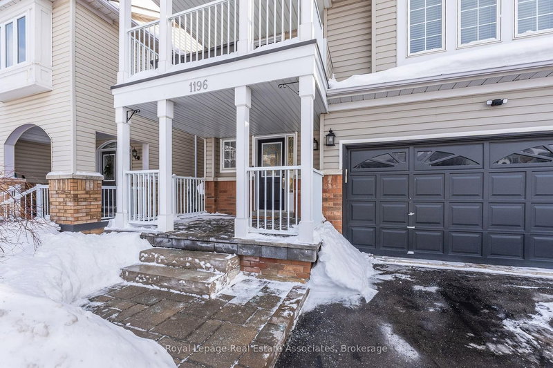 1196 Knight Tr, Milton, L9T 5R9 | Image 2