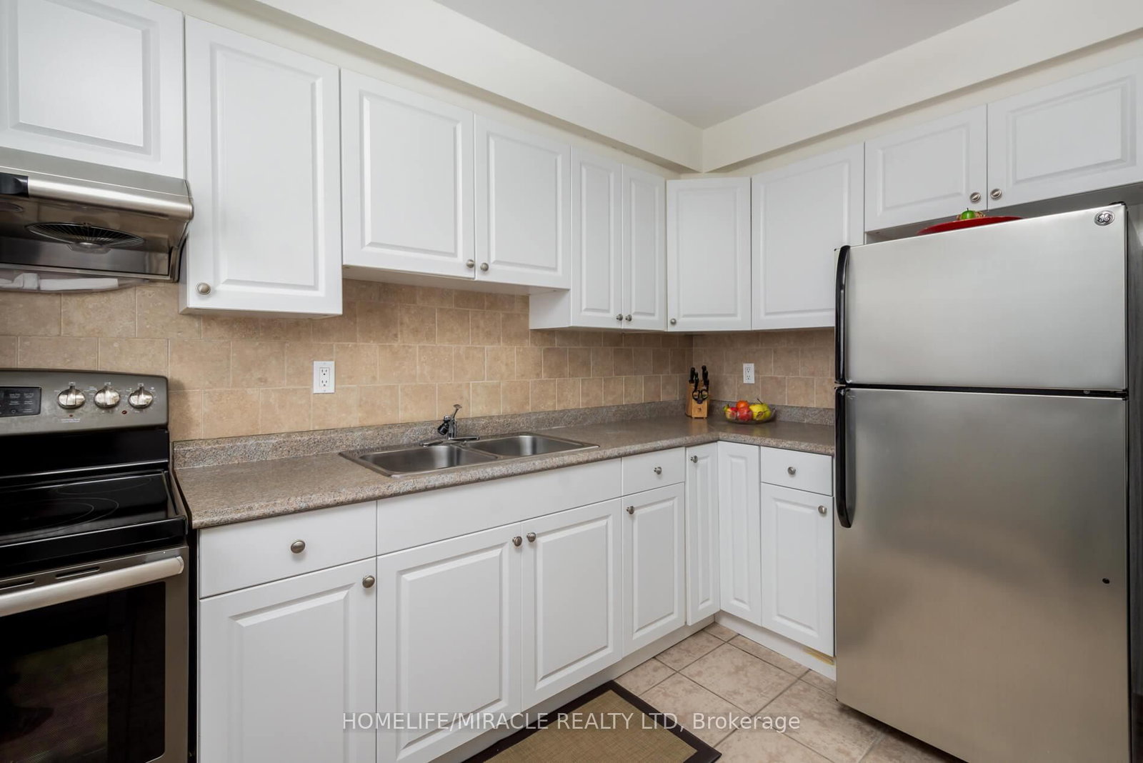 Townhouse for sale at 51-70 Moregate Crescent, Brampton, Ontario, L6S 3K9 - Central Park - MLS: W12848468