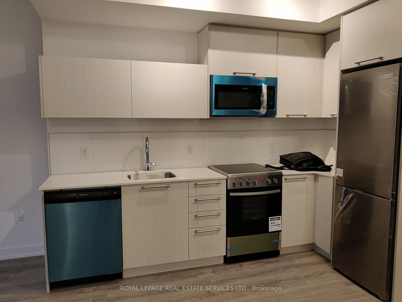 305 - 25 Neighbourhood Lane, Toronto, M8Y 0C4 | Image 3