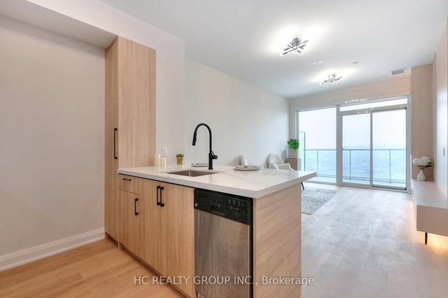 4007 - 56 Annie Craig Drive