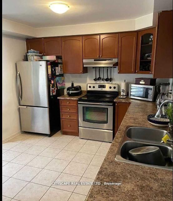 7 - 5725 Tenth Line W, Mississauga, L5M 0P7 | Image 2