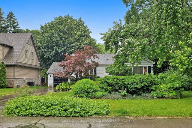 Main - 925 Kingsway Drive