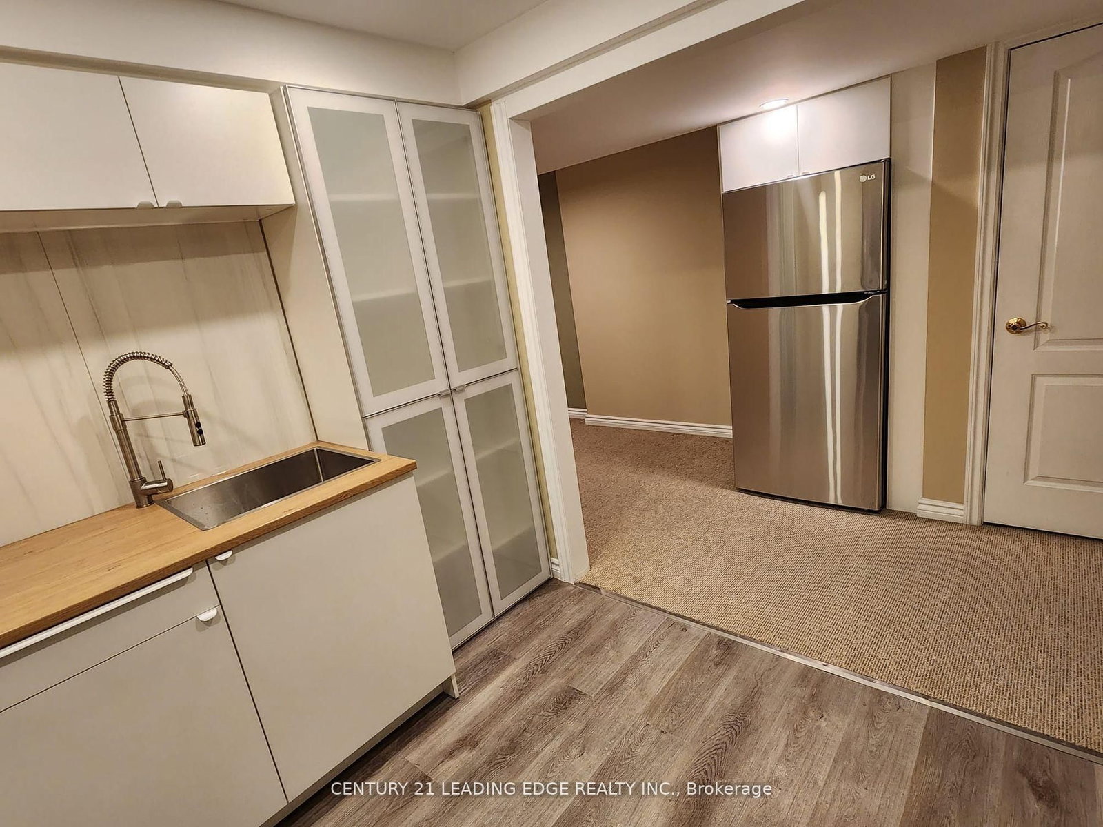 1136 Hickory Hollow Glen, Unit Lower - Photo 4