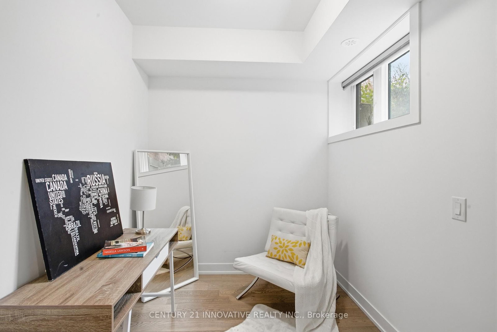 Townhouse for sale at 104-1115 Douglas McCurdy Common Street, Mississauga, Ontario, L5G 0C6 - Lakeview - MLS: W12849686