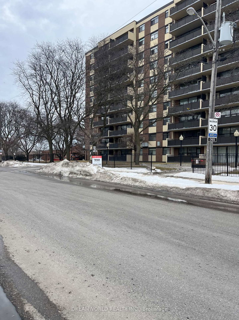 1004 - 5 Frith Rd, Toronto, M3N 2L5 | Image 2