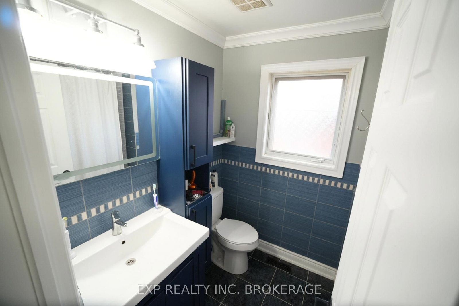 Detached House for sale at 42 Ripley Crescent, Brampton, Ontario, L6Y 5C4 - Fletcher's West - MLS: W12849950