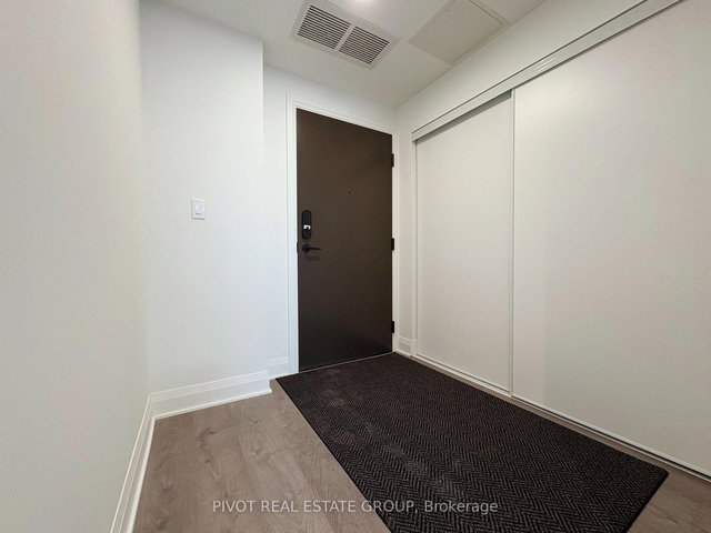 2210 - 2 Erskine Road