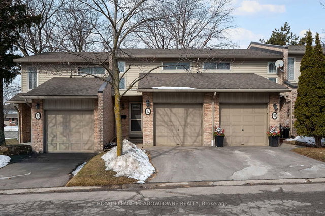 32 - 2075 Asta Drive S