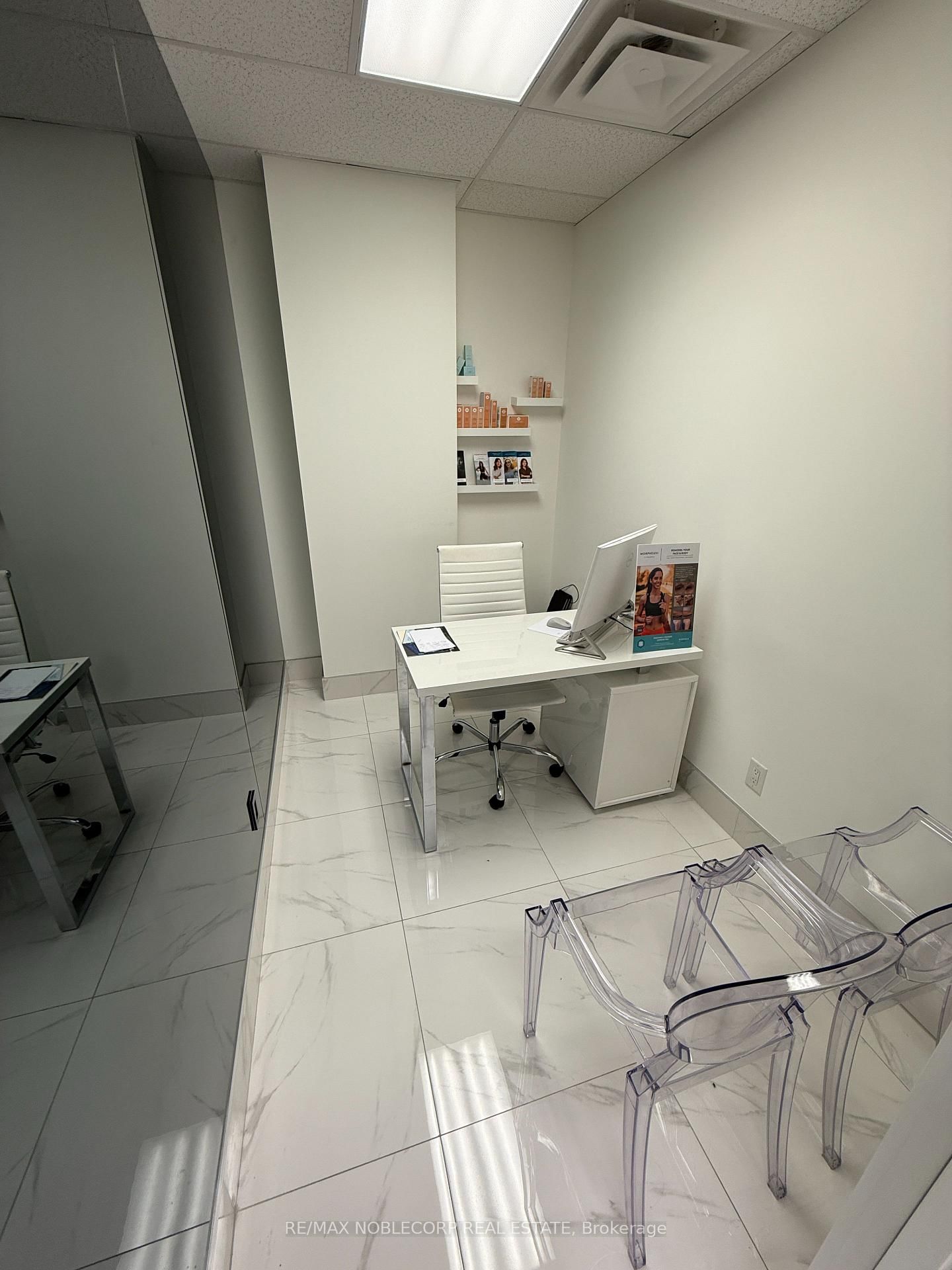 3075 Hospital Gate, Unit 422 - Photo 5