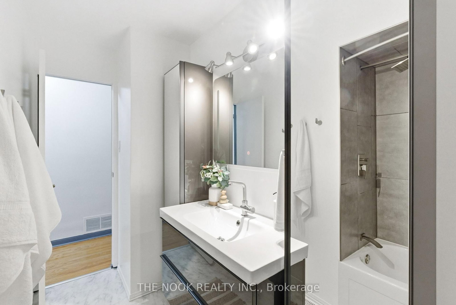 Semi-Detached House for sale at 43 Prouse Drive, Brampton, Ontario, L6V 3A3 - Brampton North - MLS: W12850354