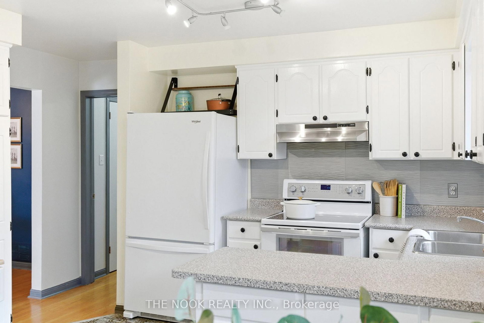 Semi-Detached House for sale at 43 Prouse Drive, Brampton, Ontario, L6V 3A3 - Brampton North - MLS: W12850354