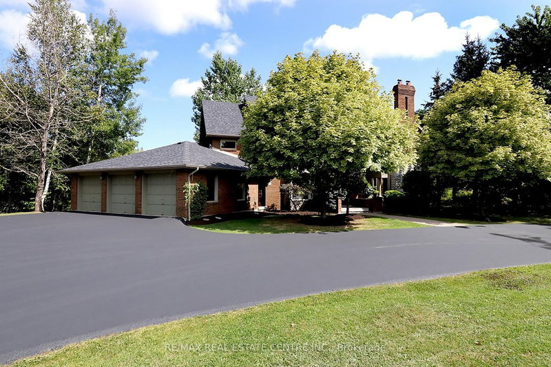 155 Crawford Cres, Milton, L0P 1B0 | Image 2