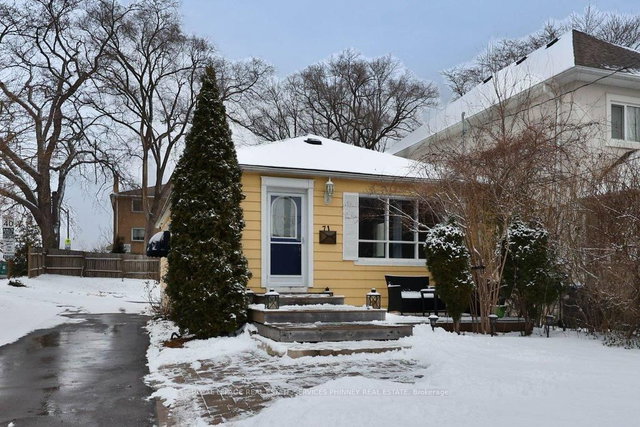 71 Mississauga Road N