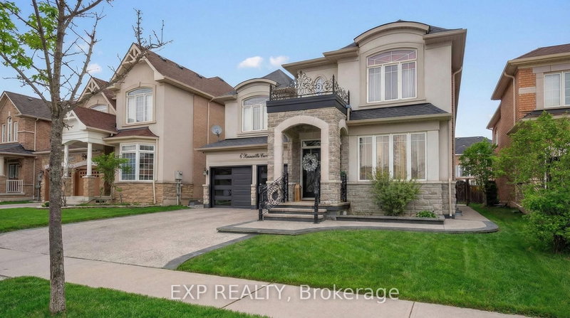 6 Bainsville Circ, Brampton, L6P 3A5 | Image 2