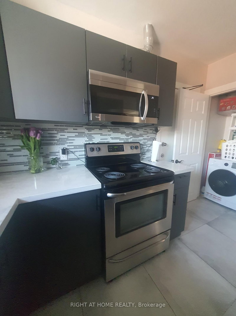 home for lease on 3-165 Berry Road