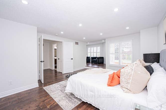 Detached House for sale at 14 Conover Court, Brampton, Ontario, L6Y 3J5 - Brampton South - MLS: W12852420