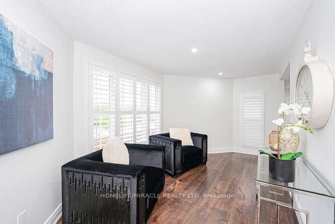 Detached House for sale at 14 Conover Court, Brampton, Ontario, L6Y 3J5 - Brampton South - MLS: W12852420