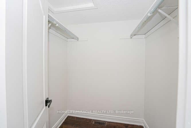 Detached House for sale at 14 Conover Court, Brampton, Ontario, L6Y 3J5 - Brampton South - MLS: W12852420