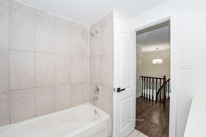 Detached House for sale at 14 Conover Court, Brampton, Ontario, L6Y 3J5 - Brampton South - MLS: W12852420