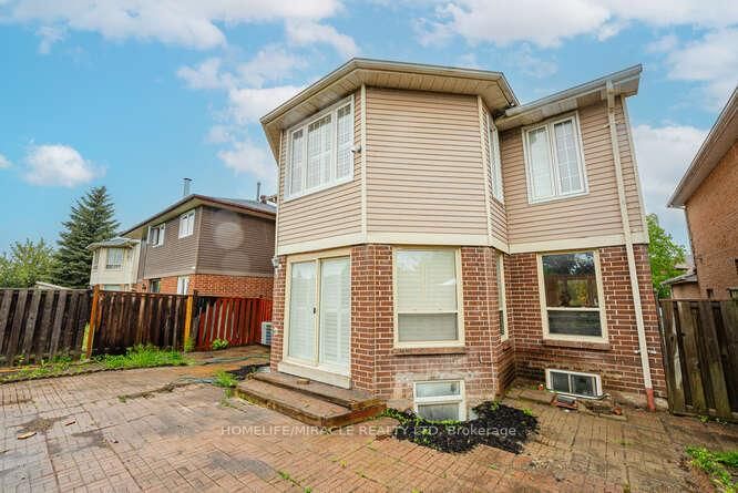 Detached House for sale at 14 Conover Court, Brampton, Ontario, L6Y 3J5 - Brampton South - MLS: W12852420