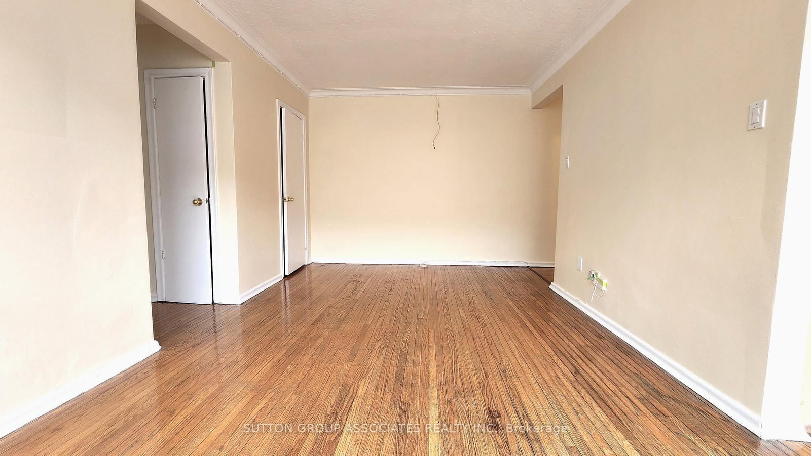 Semi-Detached House for lease at 304-1 Greenbrook Drive, Toronto, Ontario, M6M 2J8 - Beechborough-Greenbrook - MLS: W12852468