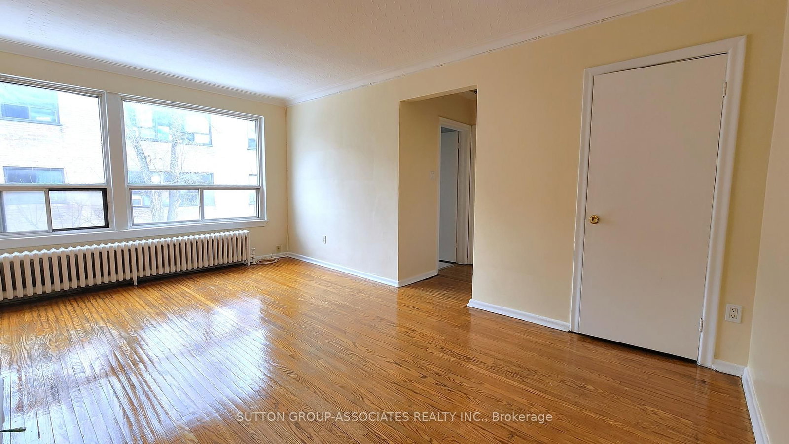 Semi-Detached House for lease at 304-1 Greenbrook Drive, Toronto, Ontario, M6M 2J8 - Beechborough-Greenbrook - MLS: W12852468