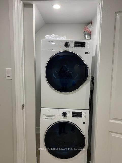 3898 Milkwood Crescent - Photo 8