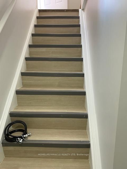 3898 Milkwood Crescent - Photo 9