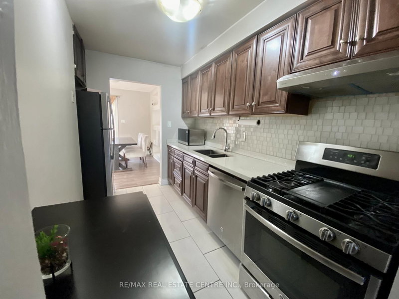 17 - 2755 Windwood Drive